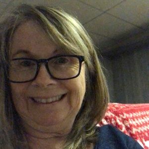 Meet your Posher, Carrie